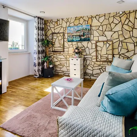 Jmj Apartmaji Apartment