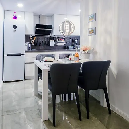 Jmj Apartmaji *