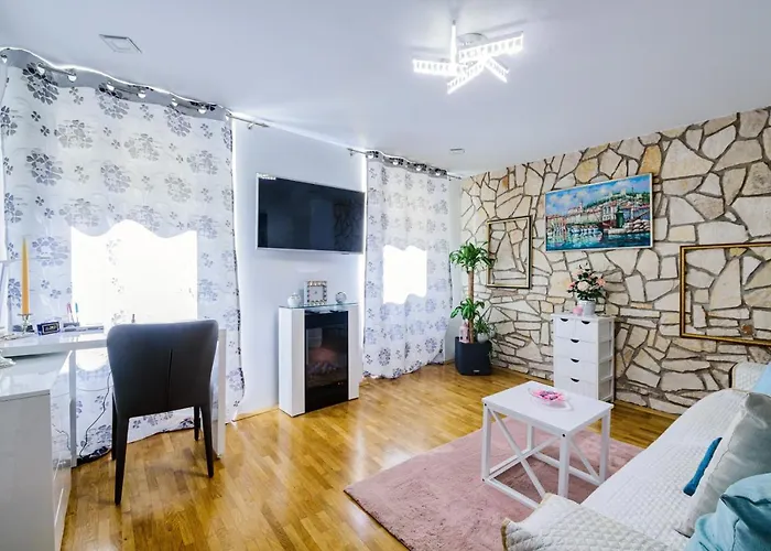 公寓 Jmj Apartmaji 皮兰